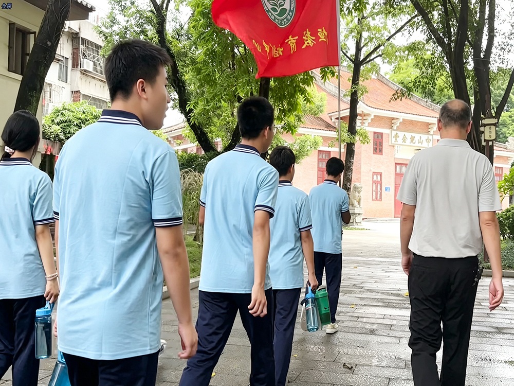 东莞孩子叛逆期素质培育机构推荐指南